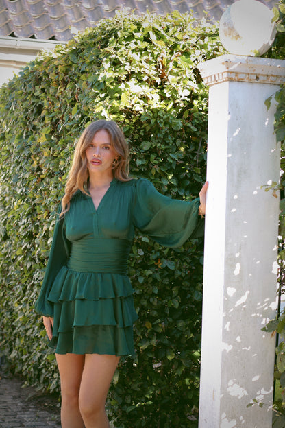 Nadine Belted Ruffle Dress - Smaragd